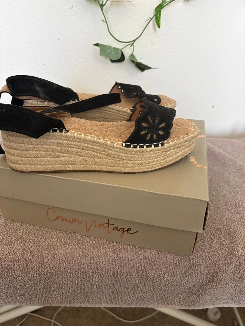 Crown Vintage Black Floral Laser-Cut Espadrille Platforms